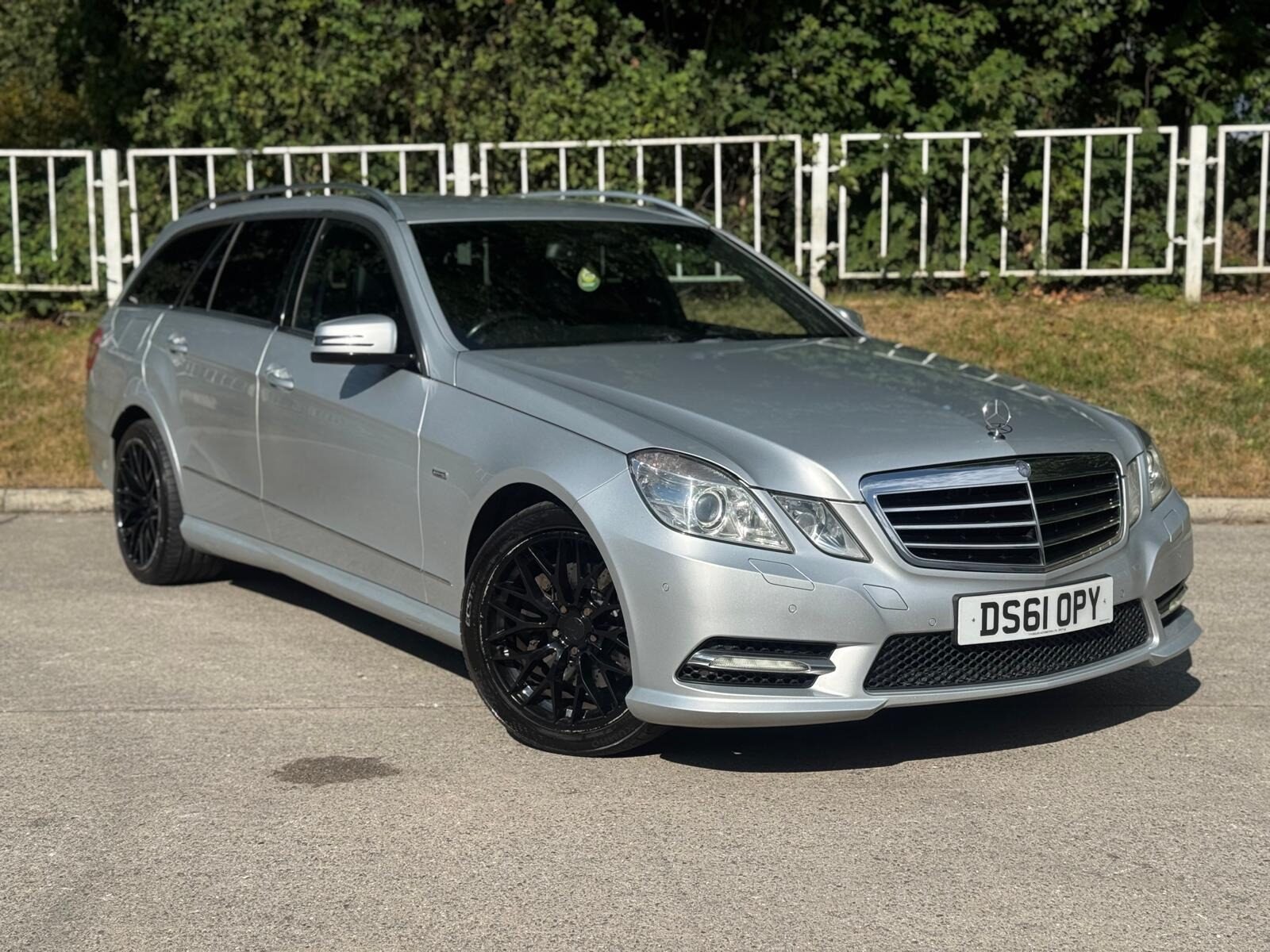 2012 Mercedes-Benz E Sport Ed125 Cdi Blue-Cy A for sale at Bradley MOT Centre